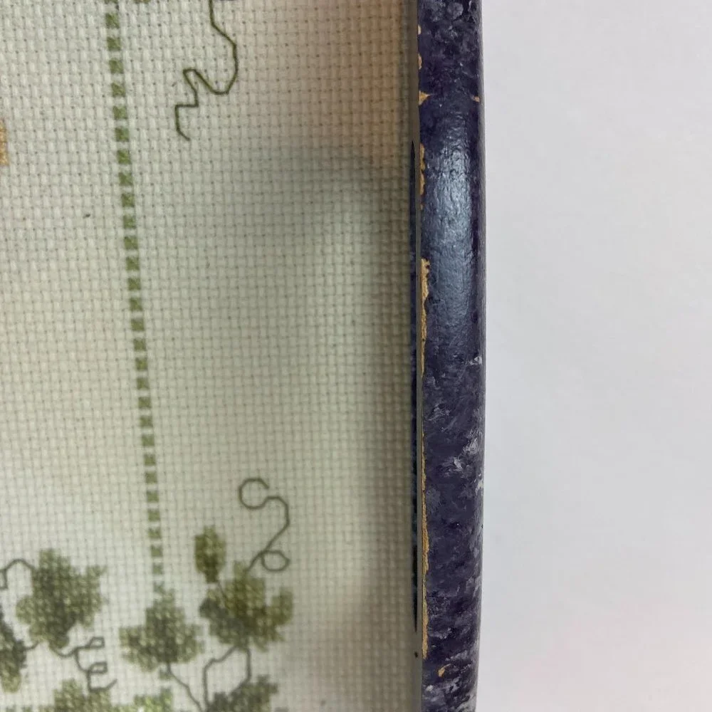 2003s Embroidered tray Glass Wine Grape